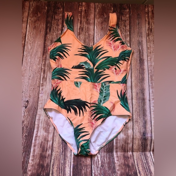 Swim Central One Piece Bathing Suit - Picture 1 of 6